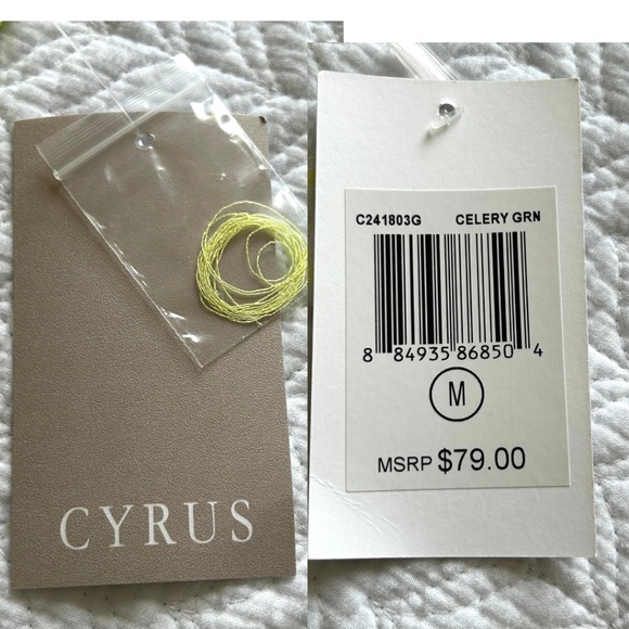 NWT CYRUS Short Sleeve Silky Knit Open Cardigan in Celery Green Size M - Picture 15 of 17